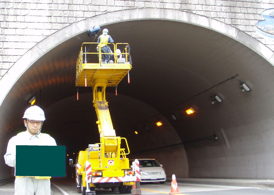トンネル点検ソリューション